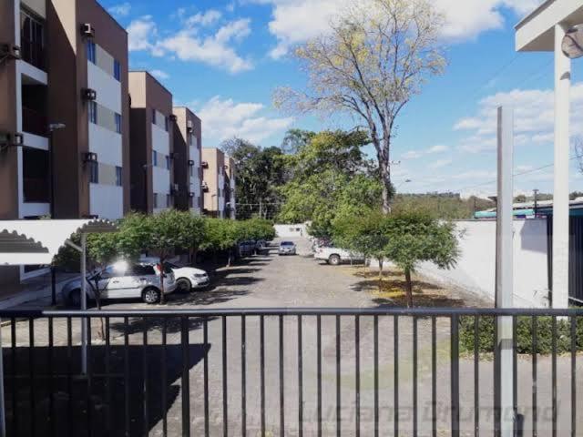 Ap 102 Acolhedor Situado Na Zona Leste, Com 3 Quartos Sendo 1 Suite Терезина Екстериор снимка